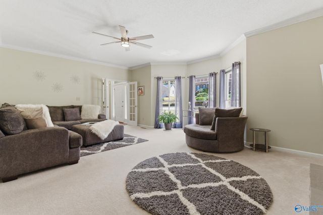 7804 Valley Bend Drive SE, Huntsville, AL 35802