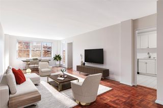 3935 Blackstone Avenue 3F, Bronx, NY 10471