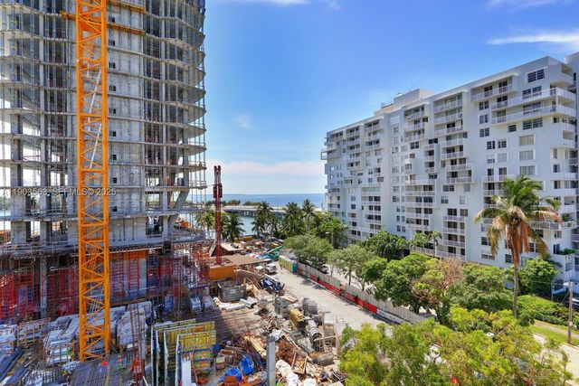 145 SE 25th Rd 702, Miami, FL 33129