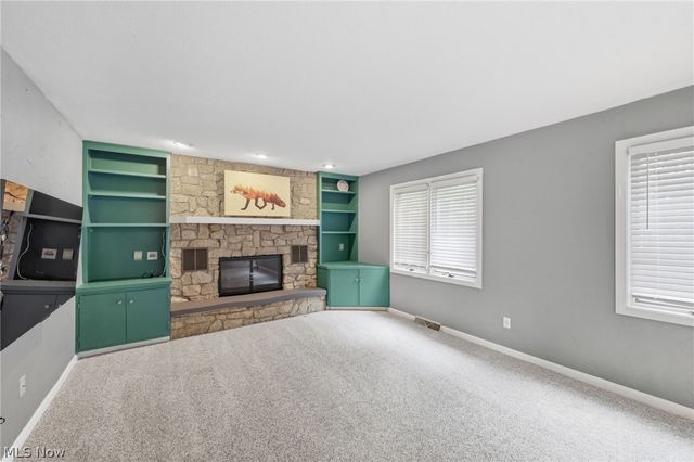 2170 Dow Drive, Akron, OH 44313