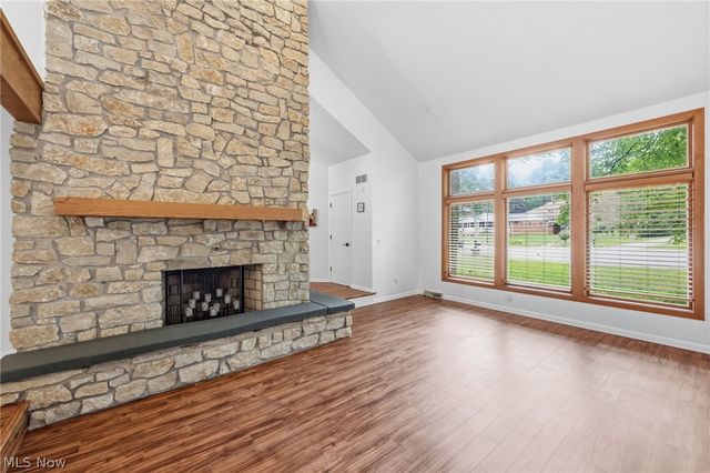 2170 Dow Drive, Akron, OH 44313