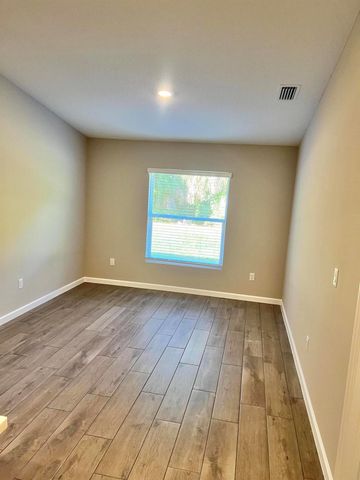 5951 NW Baynard Drive, Port St Lucie, FL 34986