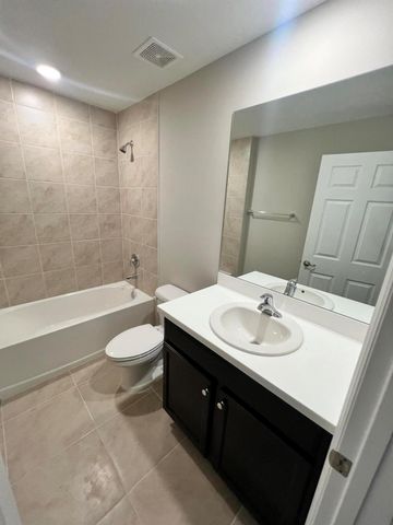 5951 NW Baynard Drive, Port St Lucie, FL 34986