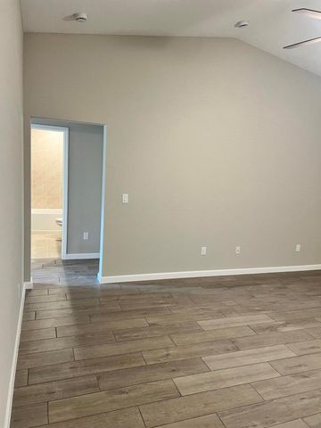 5951 NW Baynard Drive, Port St Lucie, FL 34986