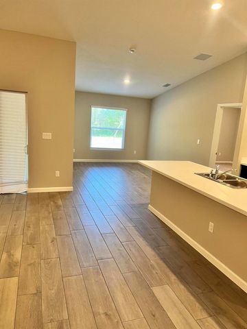 5951 NW Baynard Drive, Port St Lucie, FL 34986