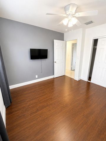3111 N 66th Avenue, Hollywood, FL 33024