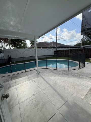 3111 N 66th Avenue, Hollywood, FL 33024