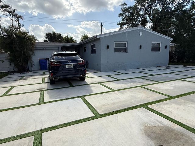 3111 N 66th Avenue, Hollywood, FL 33024