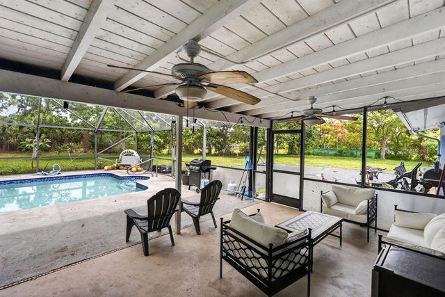 8669 Nashua Drive, Palm Beach Gardens, FL 33418