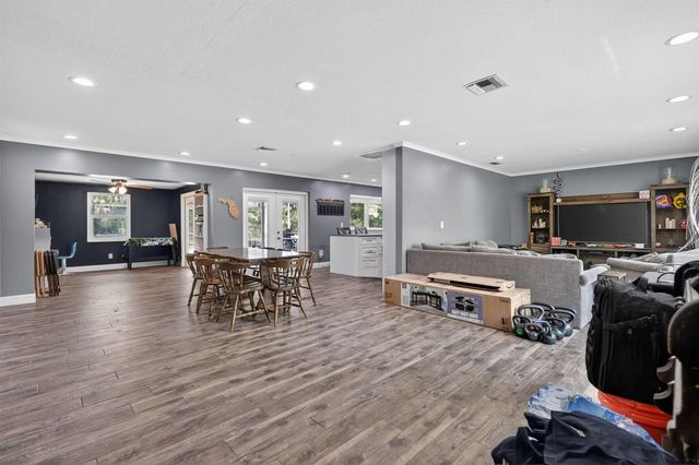 8669 Nashua Drive, Palm Beach Gardens, FL 33418