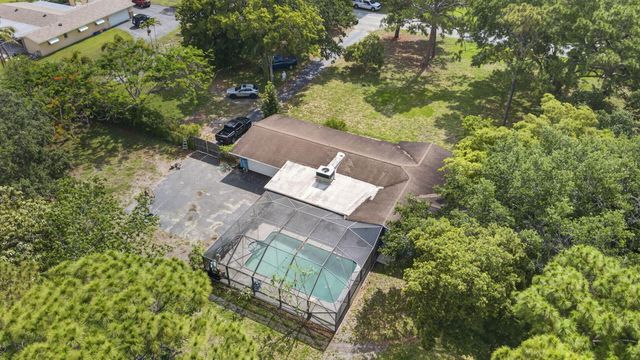 8669 Nashua Drive, Palm Beach Gardens, FL 33418