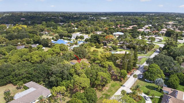 8669 Nashua Drive, Palm Beach Gardens, FL 33418