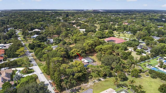 8669 Nashua Drive, Palm Beach Gardens, FL 33418
