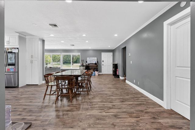 8669 Nashua Drive, Palm Beach Gardens, FL 33418