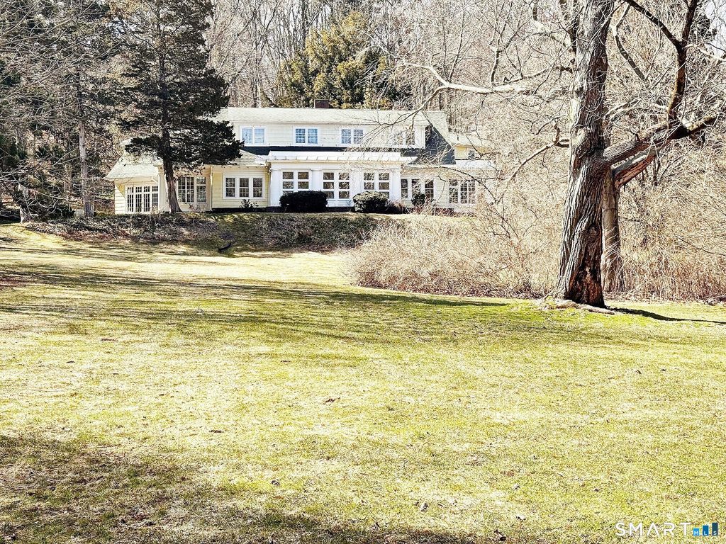 1050 Whitney Avenue, Hamden, CT 06517