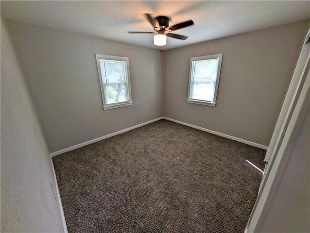 1324 N 52nd Court, Kansas City, KS 66102