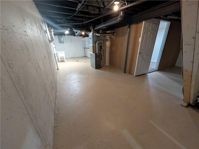 1324 N 52nd Court, Kansas City, KS 66102