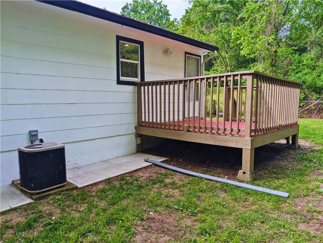 1324 N 52nd Court, Kansas City, KS 66102
