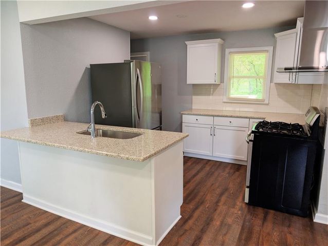 1324 N 52nd Court, Kansas City, KS 66102