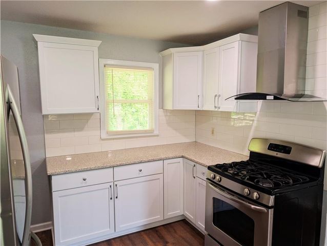 1324 N 52nd Court, Kansas City, KS 66102