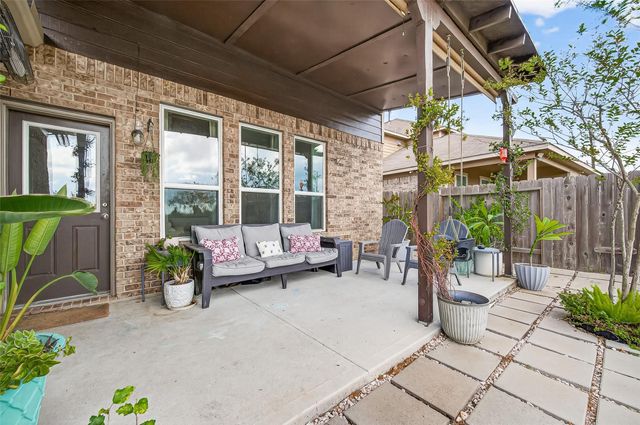 2723 Fawn Mountain Drive, Fresno, TX 77545