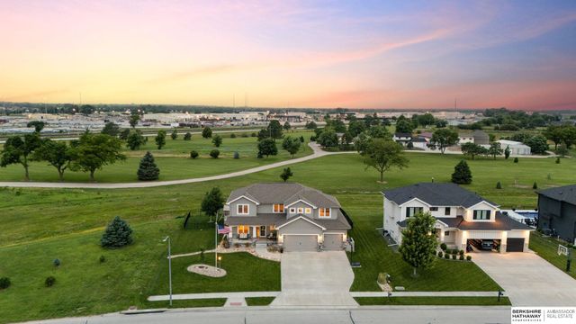 7402 N 281st Avenue, Valley, NE 68064