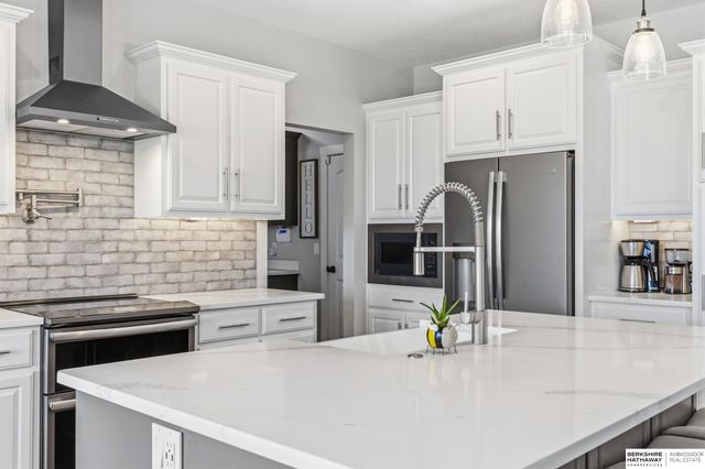 7402 N 281st Avenue, Valley, NE 68064