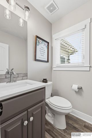 7402 N 281st Avenue, Valley, NE 68064