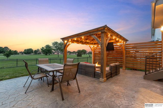 7402 N 281st Avenue, Valley, NE 68064