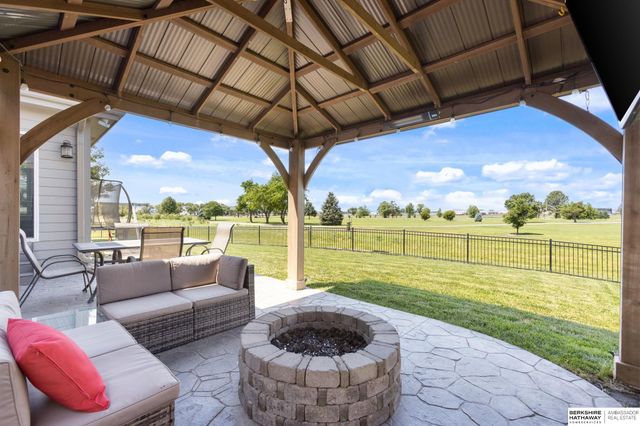 7402 N 281st Avenue, Valley, NE 68064