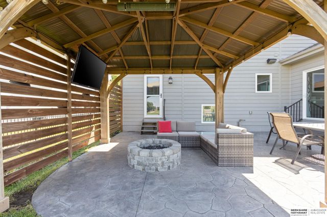 7402 N 281st Avenue, Valley, NE 68064