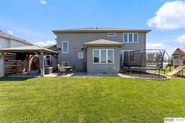 7402 N 281st Avenue, Valley, NE 68064