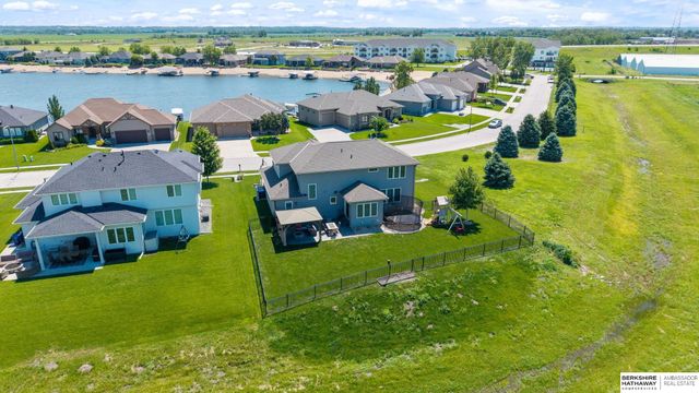 7402 N 281st Avenue, Valley, NE 68064