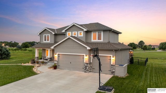7402 N 281st Avenue, Valley, NE 68064