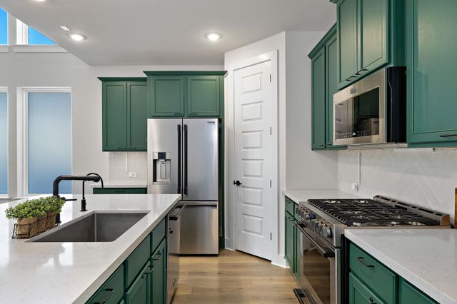 326 Smithsonian LN, Kyle, TX 78640