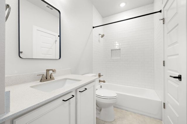 326 Smithsonian LN, Kyle, TX 78640