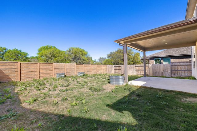 326 Smithsonian LN, Kyle, TX 78640
