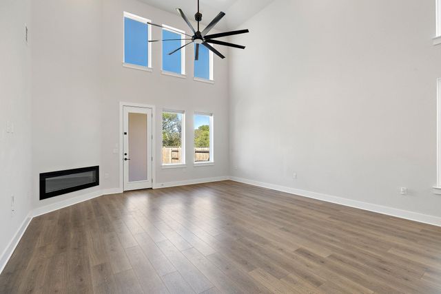 326 Smithsonian LN, Kyle, TX 78640