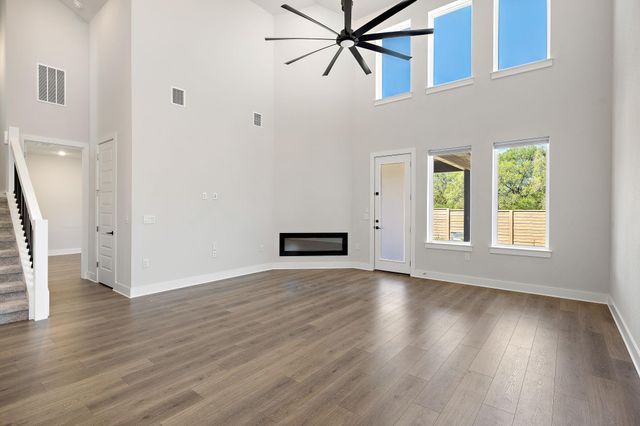 326 Smithsonian LN, Kyle, TX 78640