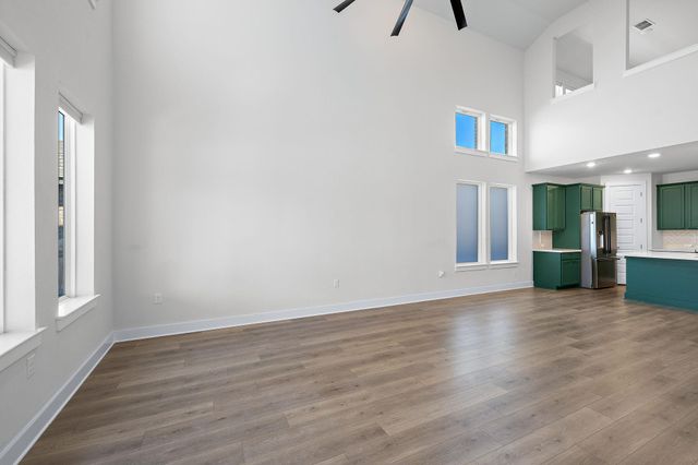 326 Smithsonian LN, Kyle, TX 78640