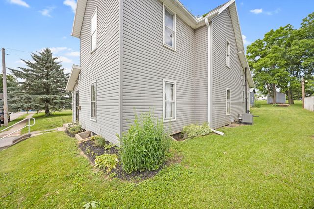 109 N Springhill Street 109 N Springhill Street, Bellefontaine, OH 43311