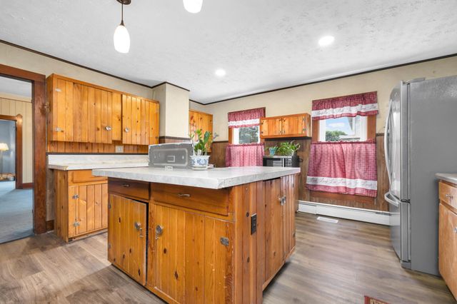 109 N Springhill Street 109 N Springhill Street, Bellefontaine, OH 43311