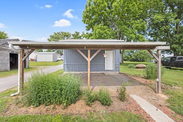 109 N Springhill Street 109 N Springhill Street, Bellefontaine, OH 43311