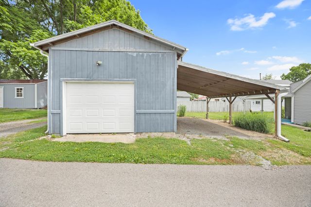 109 N Springhill Street 109 N Springhill Street, Bellefontaine, OH 43311