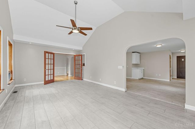 1306 W Loveland Avenue, Loveland, OH 45140