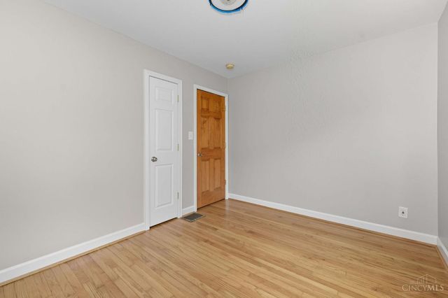 1306 W Loveland Avenue, Loveland, OH 45140