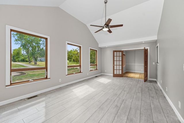 1306 W Loveland Avenue, Loveland, OH 45140