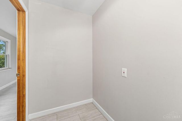 1306 W Loveland Avenue, Loveland, OH 45140