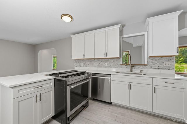 1306 W Loveland Avenue, Loveland, OH 45140