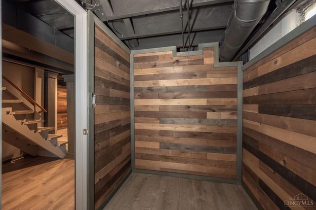 1306 W Loveland Avenue, Loveland, OH 45140